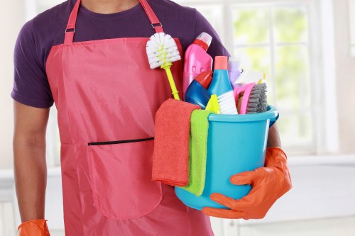 Incident reporting and emergency response in cleaning work