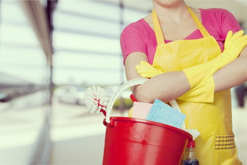 Thorough kitchen cleaning before moving into a Swiss Cottage property